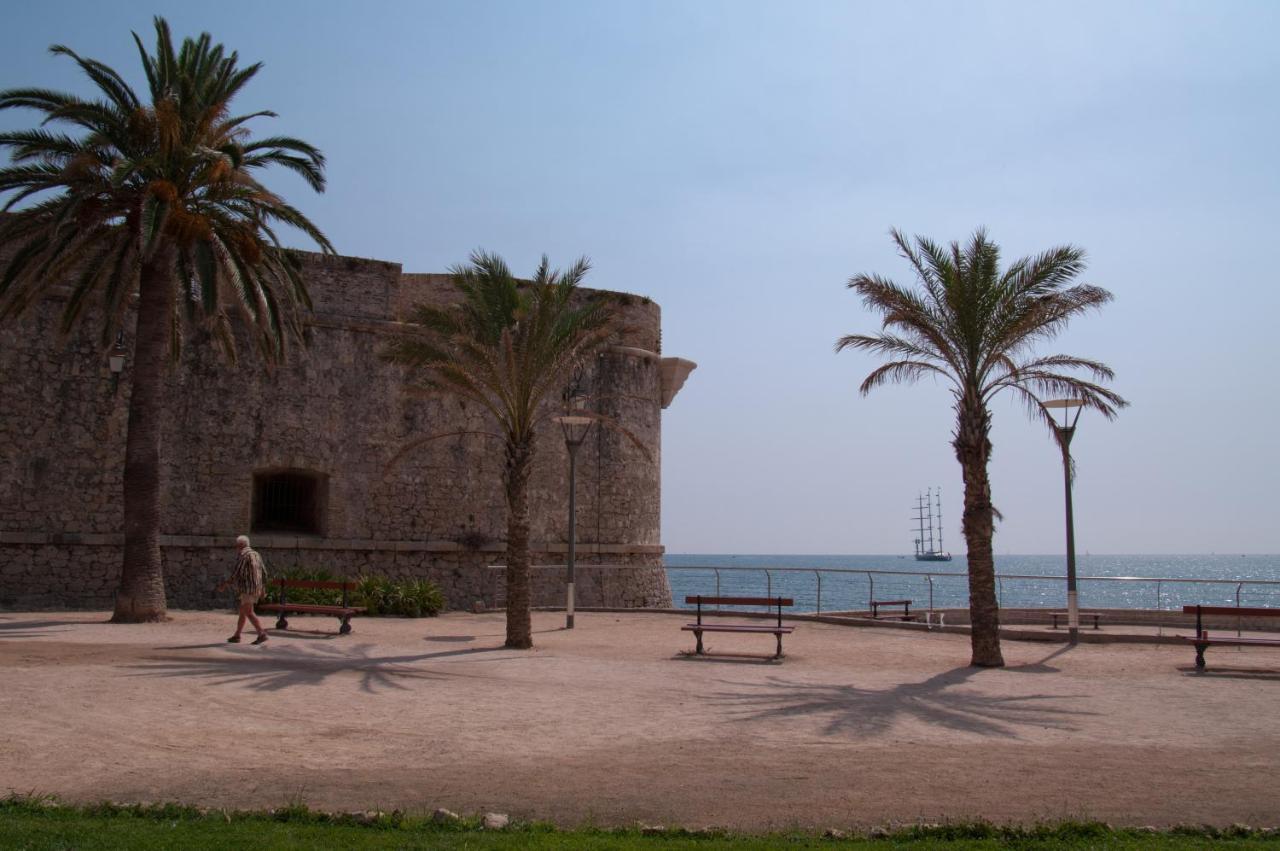 Locatonyc Zéphyr Grand Climatisé Centre Juan-les-Pins